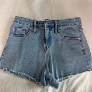 Vintage high waisted jean shorts